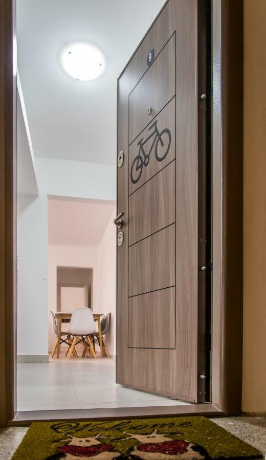Bike-Friendly Apartment Τιμισοάρα Εξωτερικό φωτογραφία